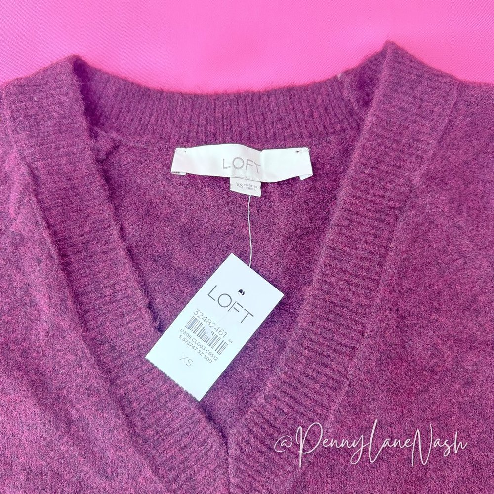 NWT Loft Relaxed V-Neck Wool Blend Sweater Purple - Picture 3 of 10